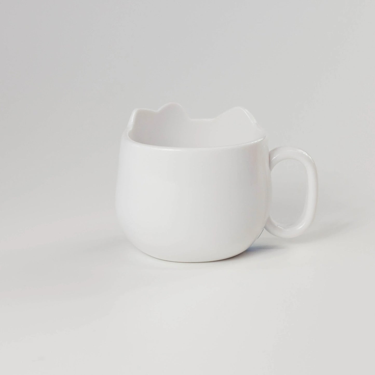 ダイカットマグコップ ハローキティ