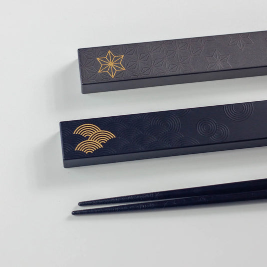 21.0スクエア箸箱 黒炭・青海波 | 日本製 伝統文様 | Bento&co