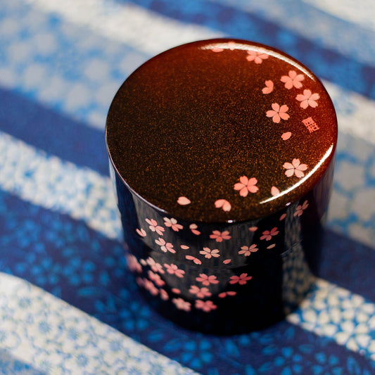 Sakura Petals Tea Canister | Small (350mL) - Bento&co
