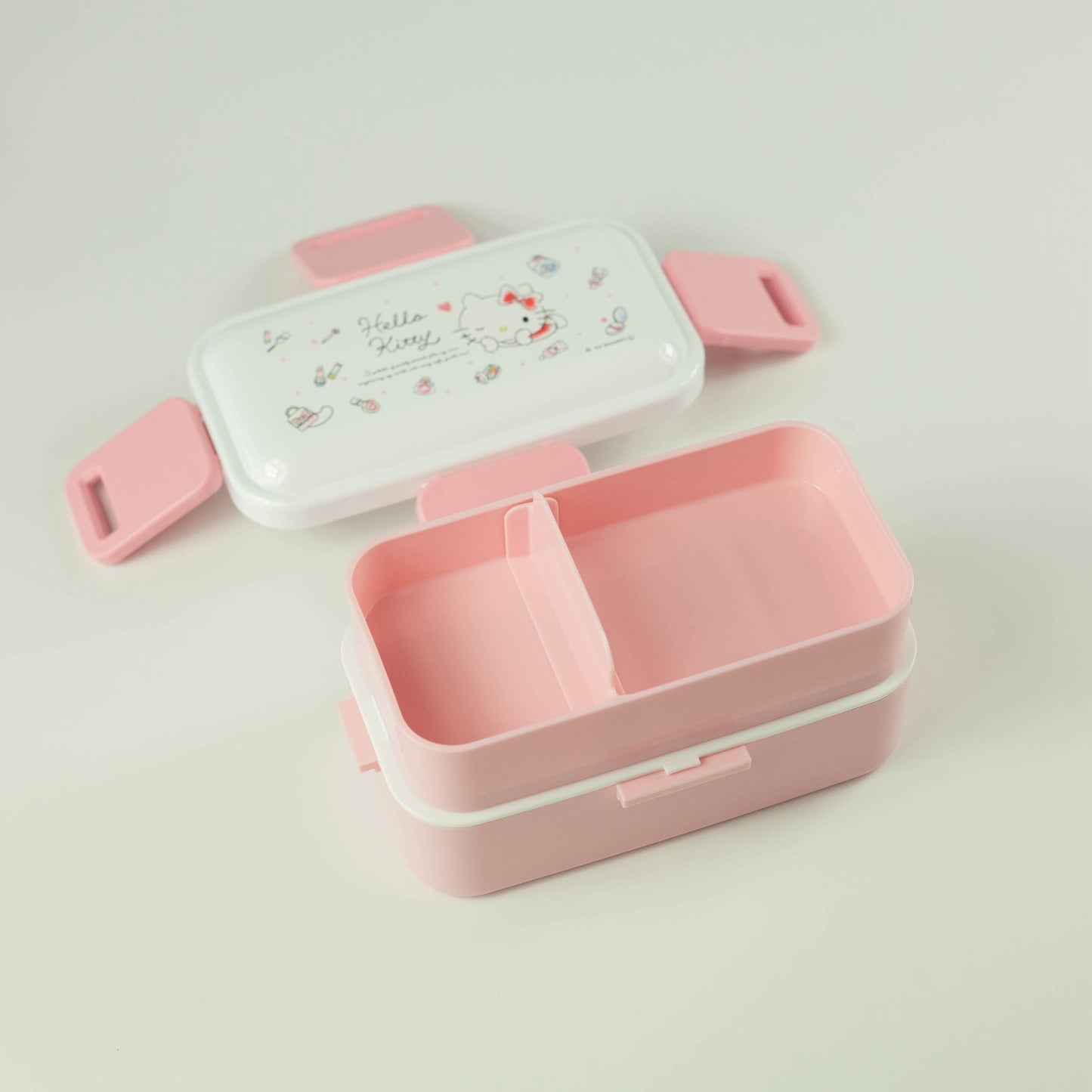 ハローキティ水彩コスメ二段弁当