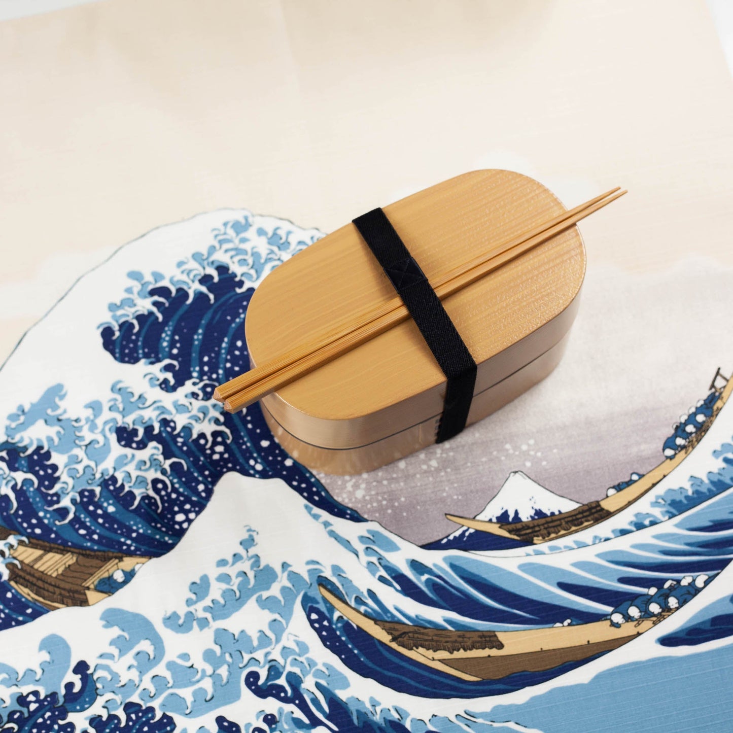 48 風呂敷 浮世絵 波裏に富士