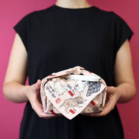 48 風呂敷 隅田川 猫飼好五十三疋 ピンク