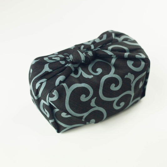 綿のふろしき シャンタン唐草 黒 50cm