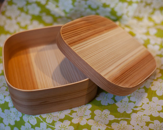 杉・曲げわっぱ弁当箱 / 丸と四角