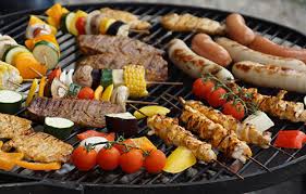 フランスの夏メニューは肉！