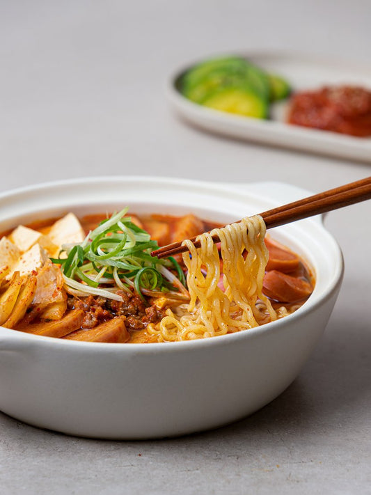 韓国のミールキット 食材と調味料がセットになったパッケージ