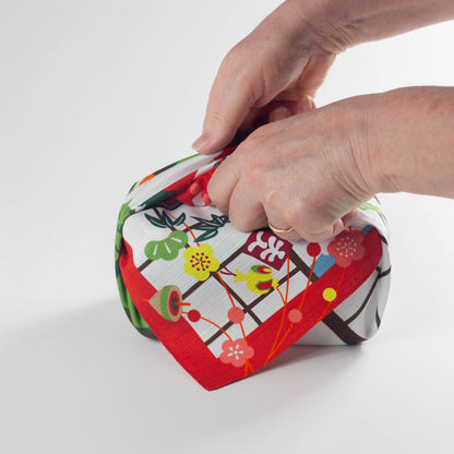 風呂敷 三毛猫みけのゆめ日記 :みけの初夢 50cm