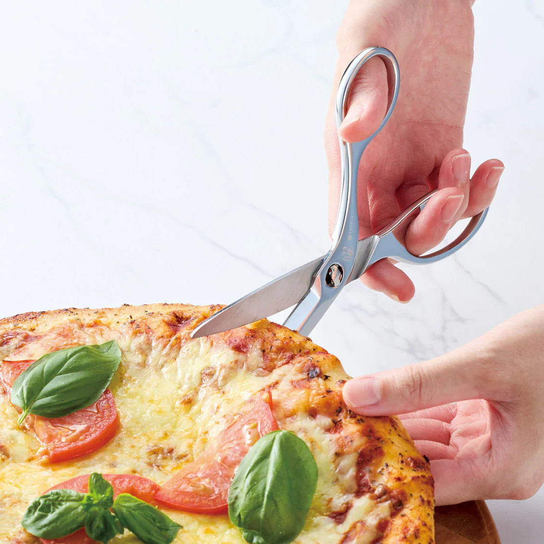 曜 キッチンハサミ