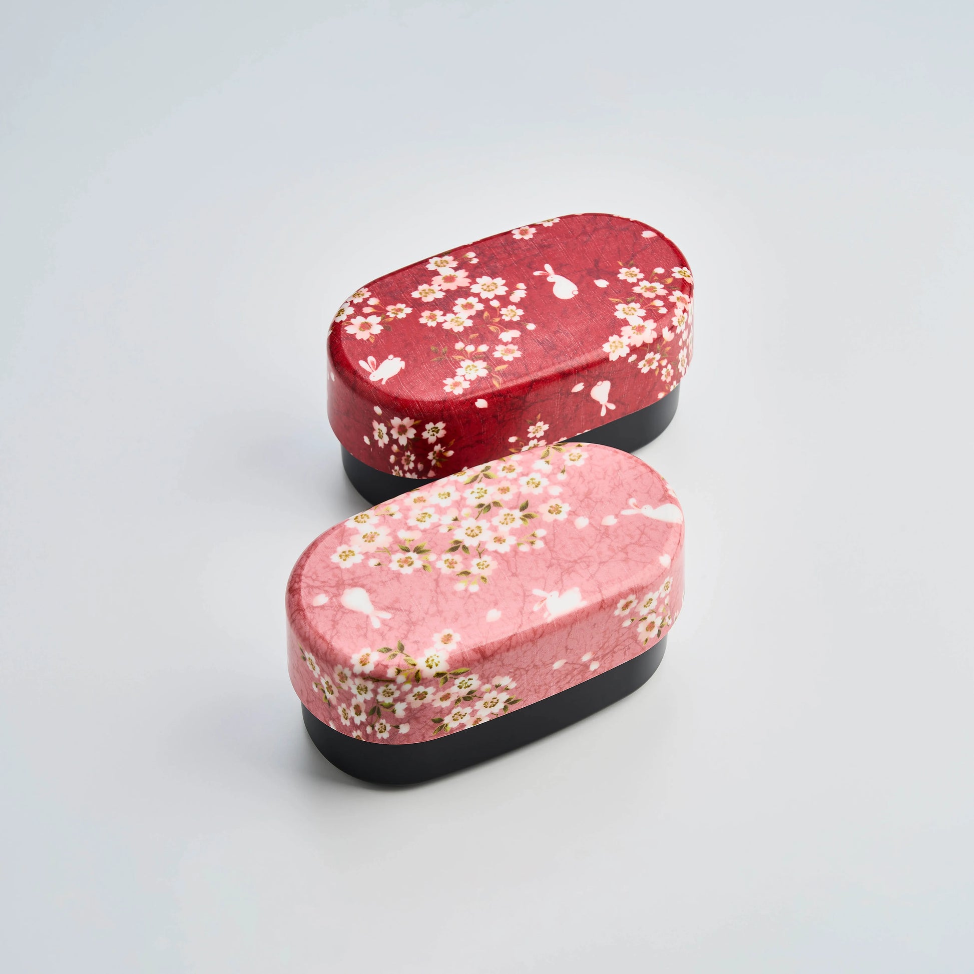布貼加賀小判弁当 桜うさぎ 830ml 全体イメージ（2色）ピンク 赤