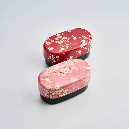 布貼加賀小判弁当 桜うさぎ 830ml 全体イメージ（2色）ピンク 赤