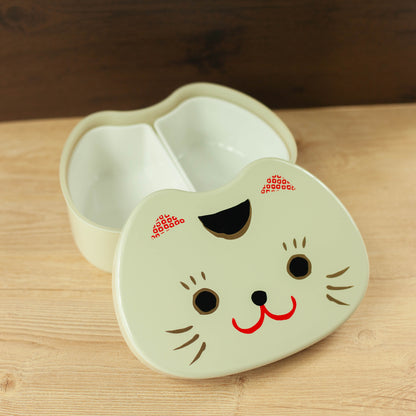 顔のお弁当箱　まねき猫