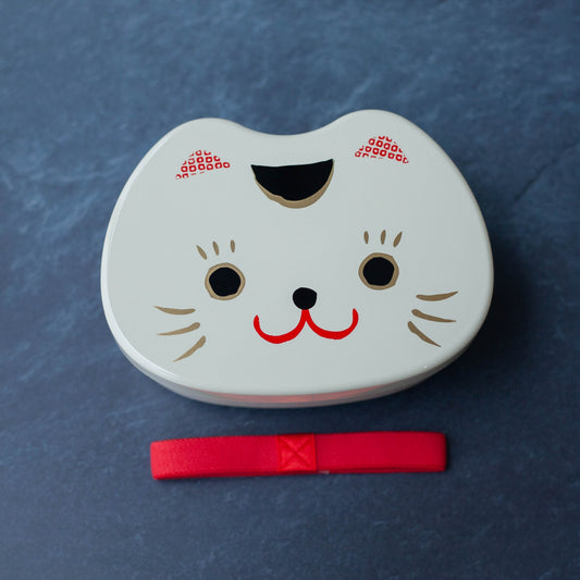 顔のお弁当箱　まねき猫
