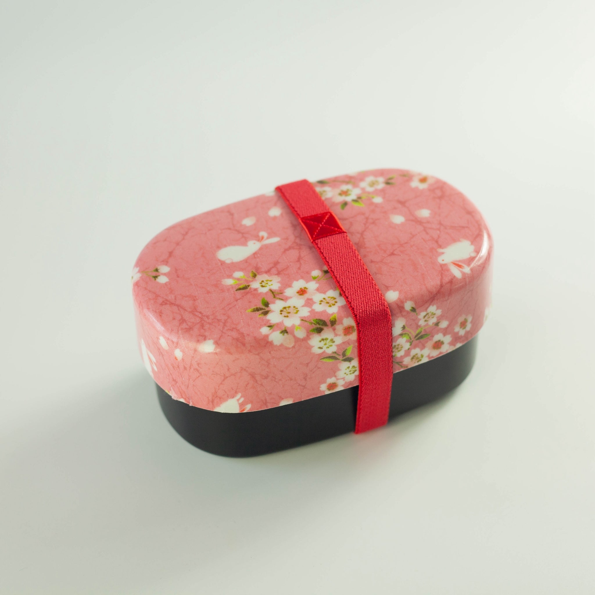 弁当箱 桜うさぎ 570ml | 布貼 二段 日本製 ランチバンド付き