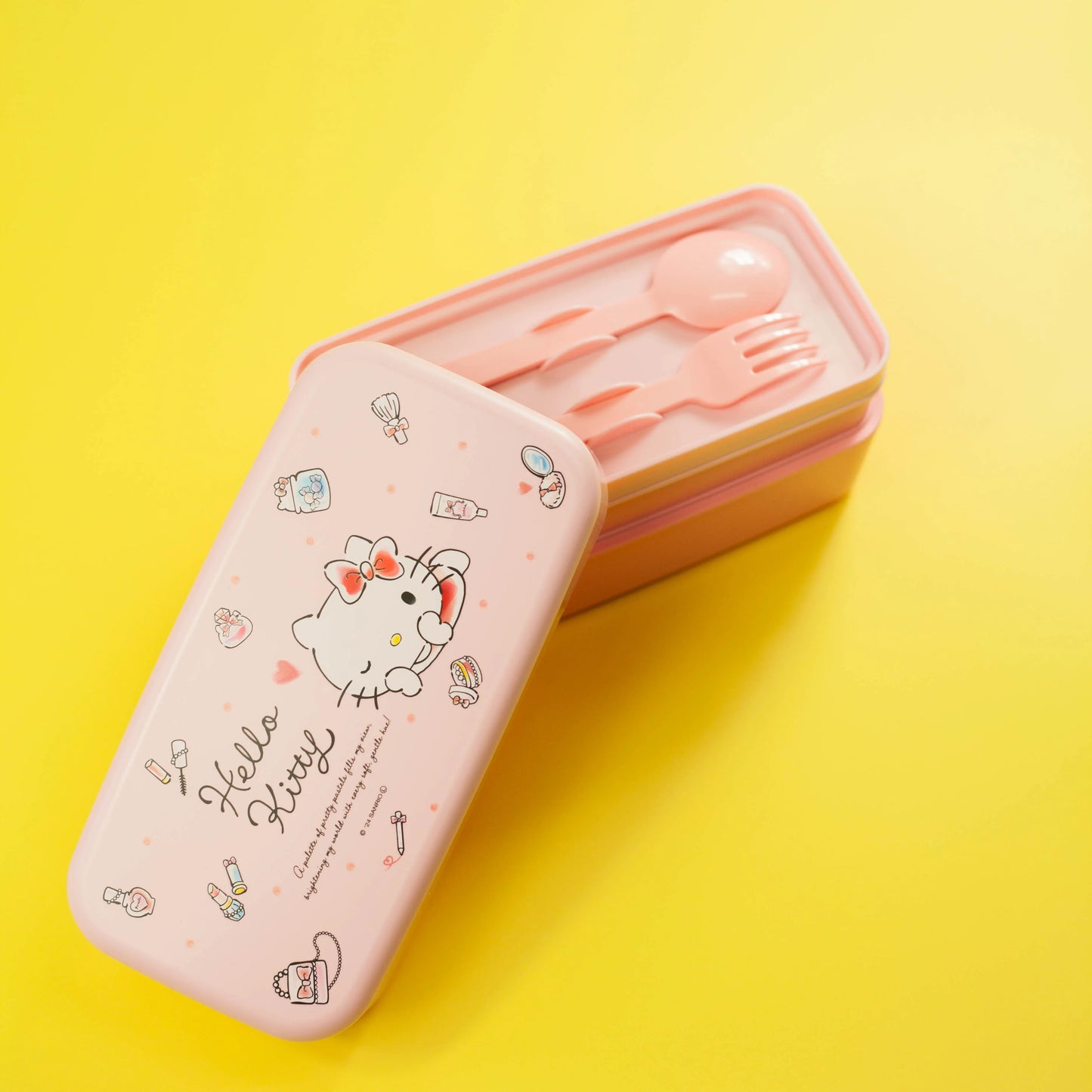 ハローキティ 水彩コスメ スプーン＆フォーク付きお弁当箱
