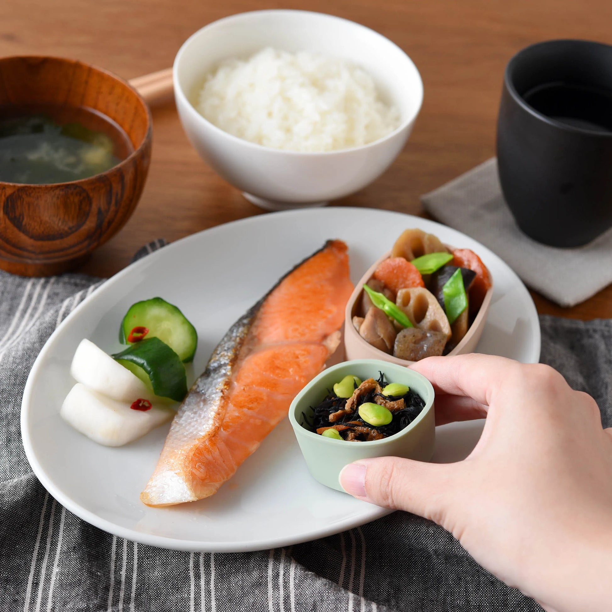 まるみの小分け保存カップ ノーマル おかず 使用例