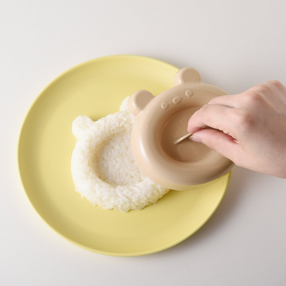 ぱくぱくポッケ くま ご飯型からご飯外す