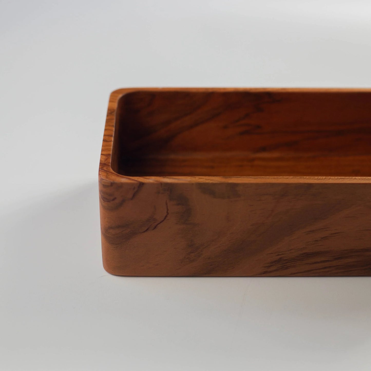 Miyama Bento Box 413 桜 全体 — 温かみのある赤褐色が美しい天然桜材の木製弁当箱
